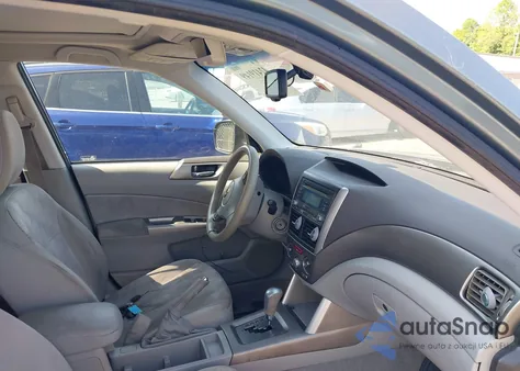 2010 Subaru Forester 2.5X Premium из США, поврежденный, VIN JF2SH6CCXAH702552